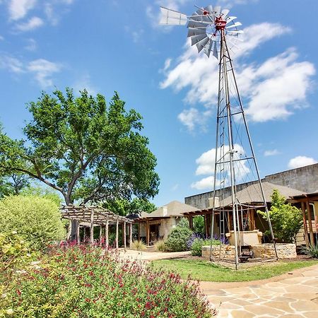 Wine Country Cottages On Main Fredericksburg Exteriér fotografie